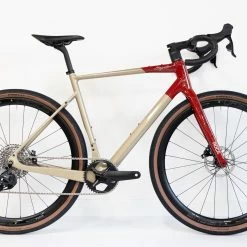 VELO GRAVEL STAJVELO ROCA SRAM RIVAL AXS