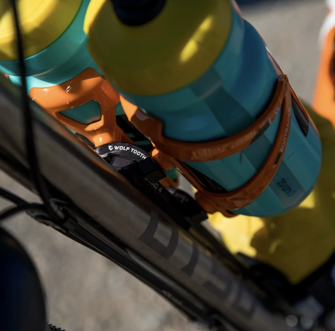 WOLFTOOTH ADAPTATEUR DOUBLE BOUTEILLE WOLF TOOTH B-RAD 4 WOLFTOOTH ADAPTATEUR DOUBLE BOUTEILLE WOLF TOOTH B-RAD – Image 2