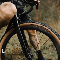 PNEU GOOD YEAR CONNECTOR BLACK/TAN -Velo Orange Soldes capture d ecran 2023 02 07 a 16 02 36