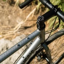 VELO GRAVEL GENESIS CDA 30 -Velo Orange Soldes cda 20200717 jbd 05356